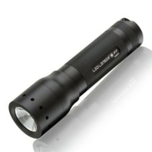 LED LENSER P7 El Feneri