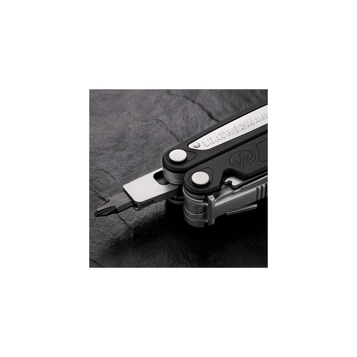 LEATHERMAN Charge AL Fonksiyonel Pense