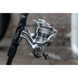 SHIMANO Nasci 1000 FC Spin Spin Olta Makinesi