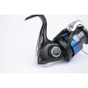 SHIMANO Nexave FI C3000 Olta Makinesi