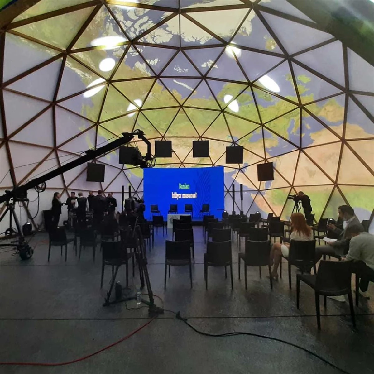 TRIDOMES Türkiye Geneli Dome Glamping  Kubbe Çadır Kiralama Hizmeti