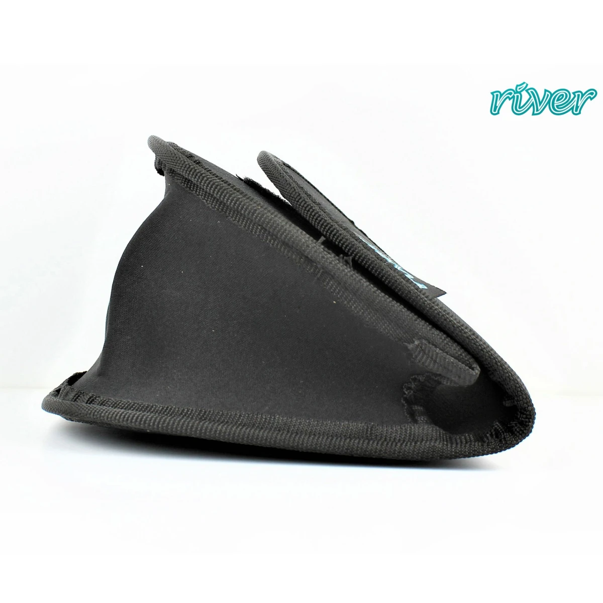 River Neopren Makina Kılıfı M