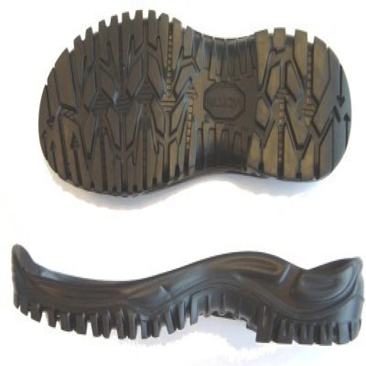 Bestard Patriot Bot - UK-9½ = EUR-44