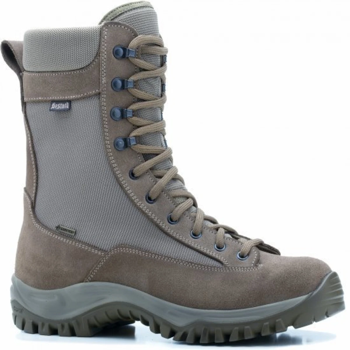 Bestard Desert Adventure - UK-9 = EUR-43 1/4