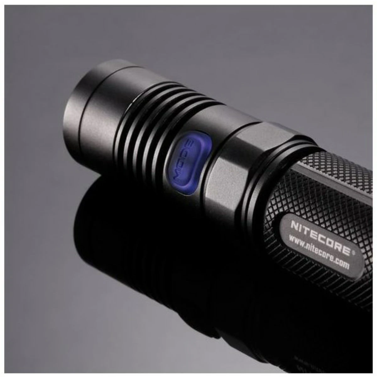 NITECORE EC20 960 Lumen El Feneri