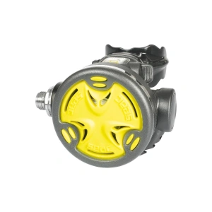 SEAC SUB Synchro Octopus Regülatör