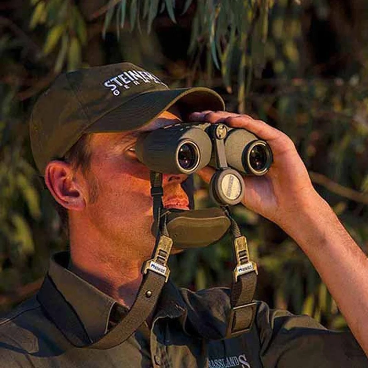 STEINER M830R 8X30 El Dürbünü