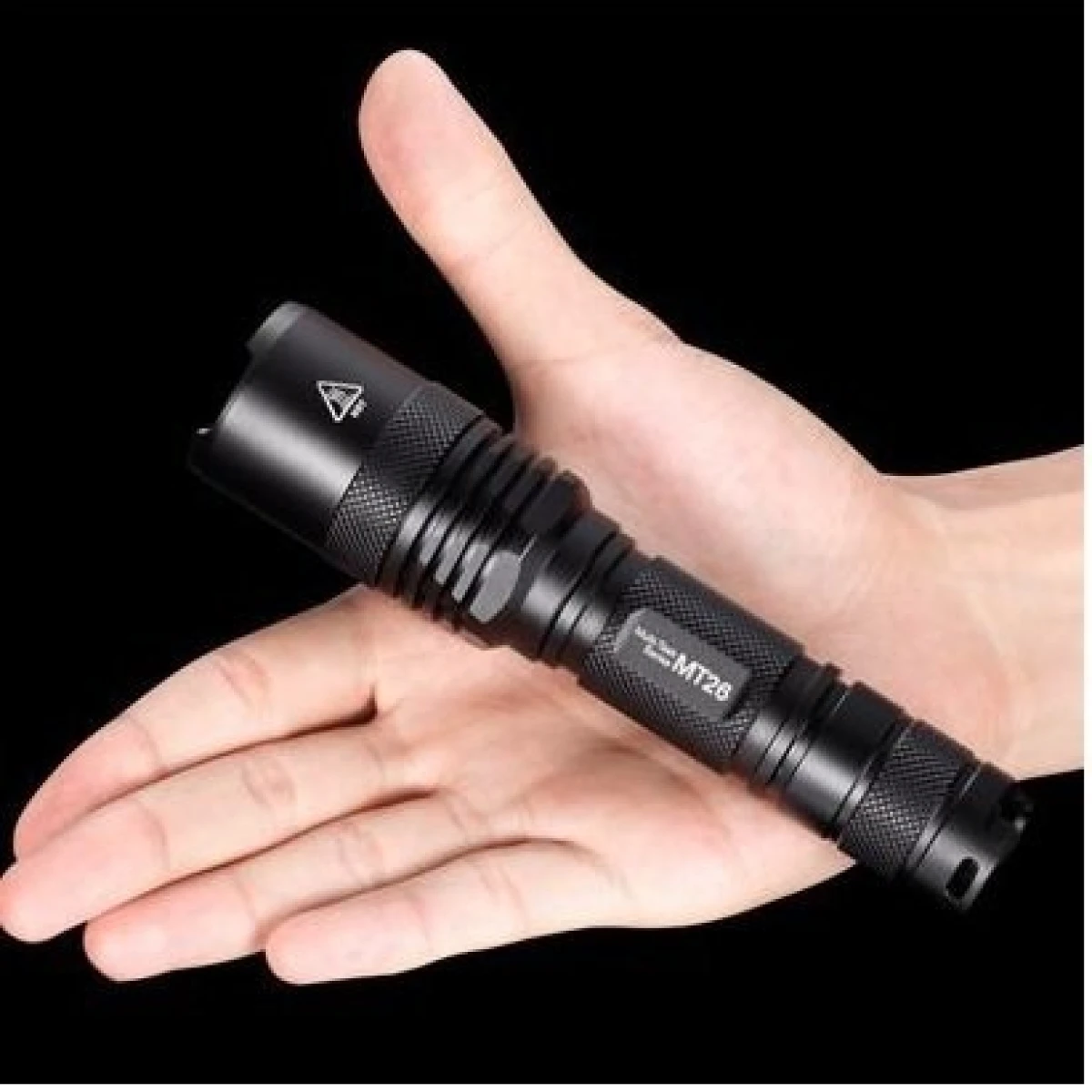 NITECORE Mt26 800 Lümen El Feneri