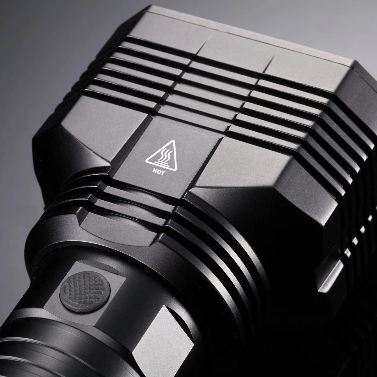 NITECORE EAX 2000 Lümen El Feneri