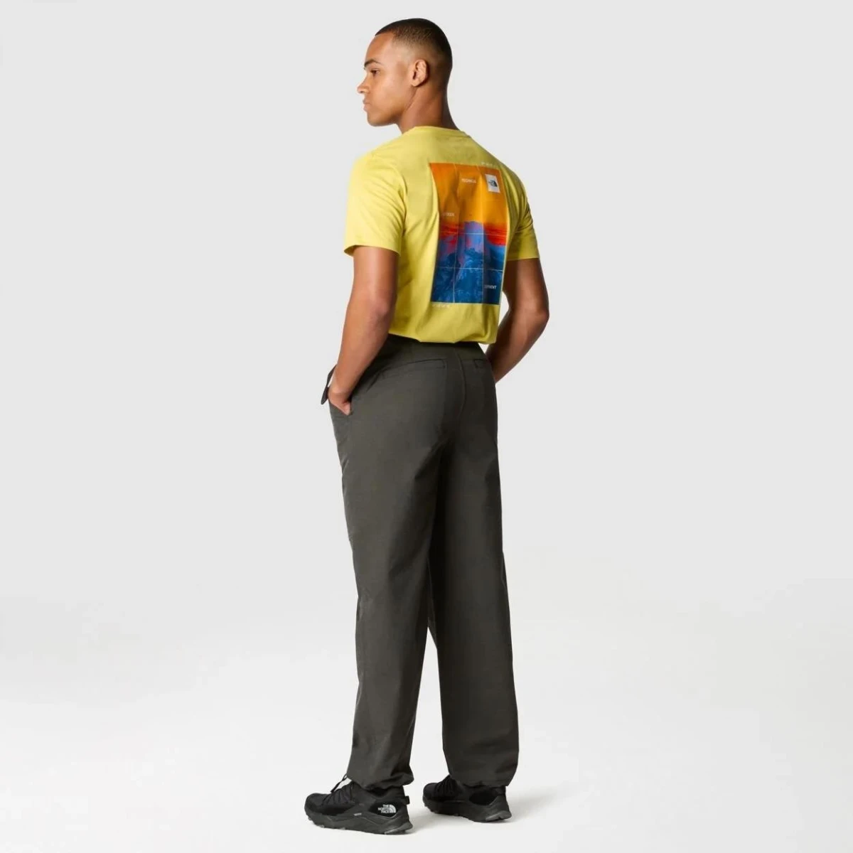 The North Face  FOUNDATION HEATGRAPHIC TEE Erkek T-Shirt