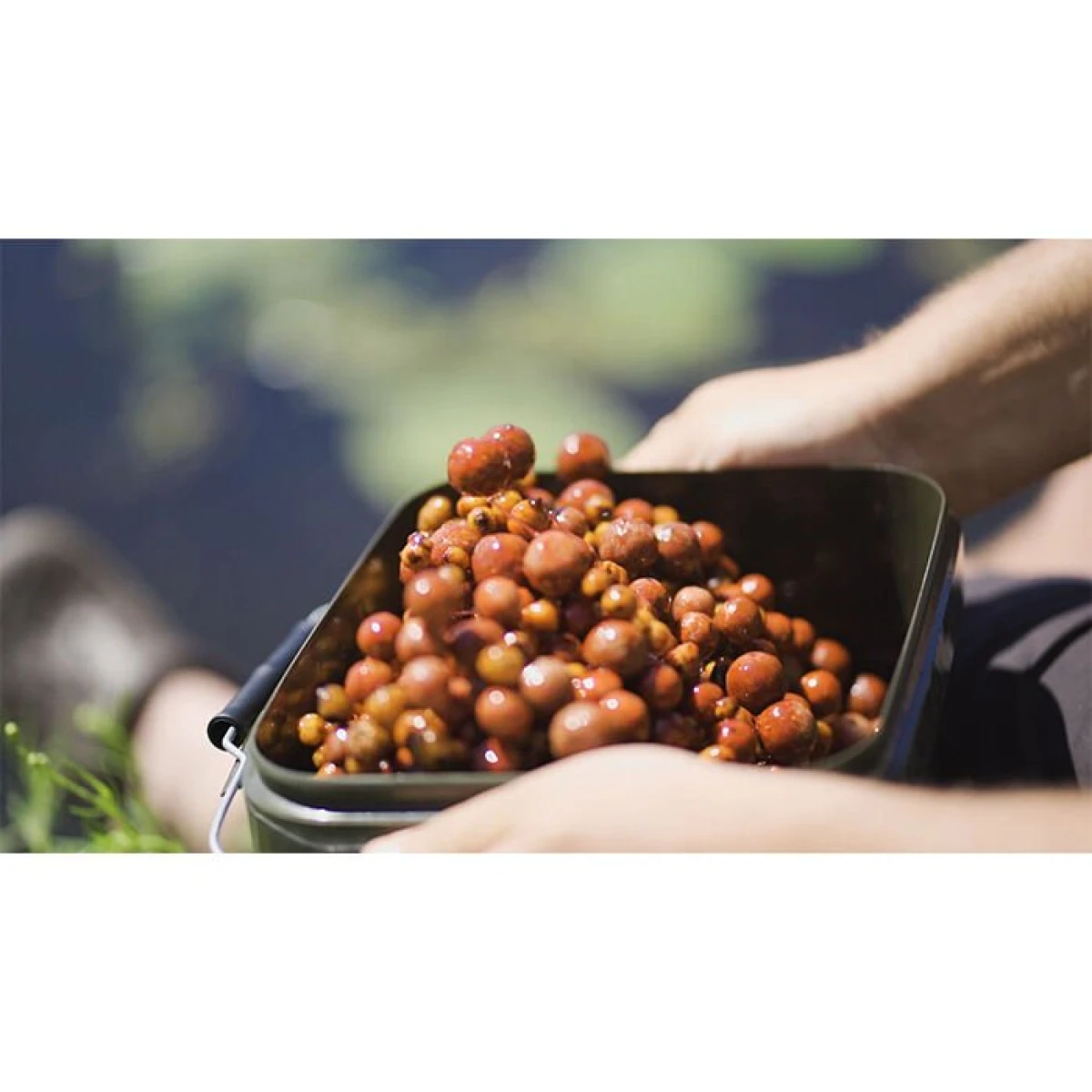 SPRO Yem Kovası 17 LTR 