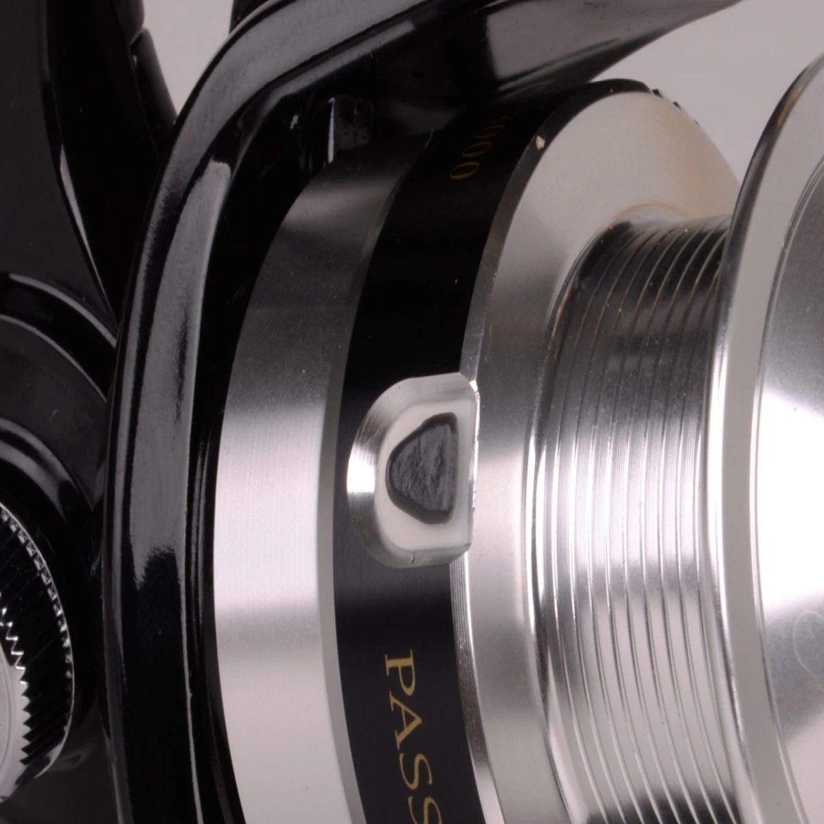SPRO Passion 2000 4+1BB Spin Olta Makinesi